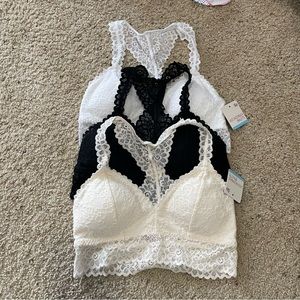 So Lace Racerback Bralette